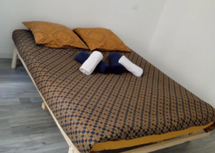 Au Clair De Lune - Sans Draps - Comme A La Maison Apartman